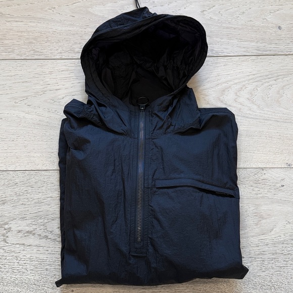 Lululemon Packable Water-Repellent Step Out Anorak in Black Size Medium - Picture 12 of 13